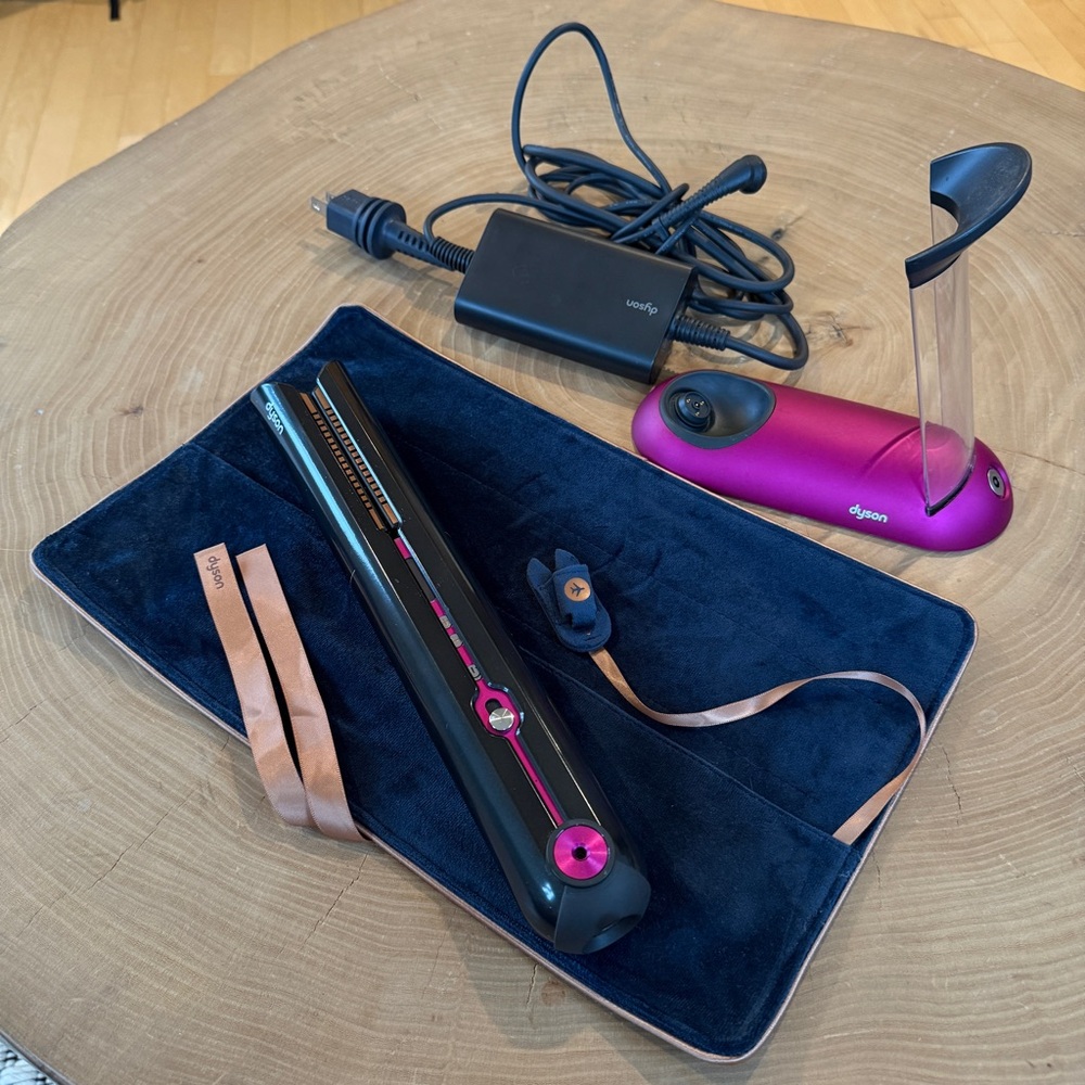 Dyson Corrale Black and Pink Hair Straightener Set